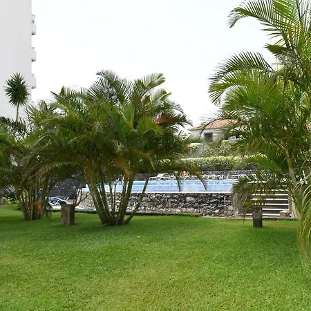 Jasmineiro- Funchal * Funchal (Madeira)